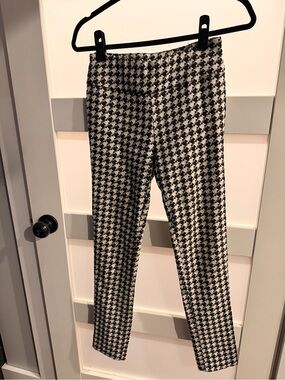 Houndstooth Stretch Leggings - Black & White